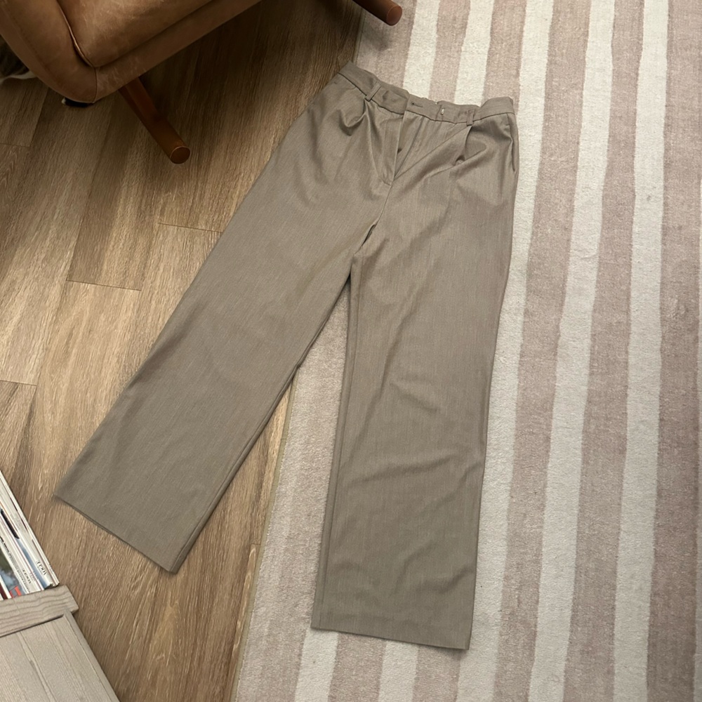 Djerf Avenue Favorite Pants - Picture 5 of 11